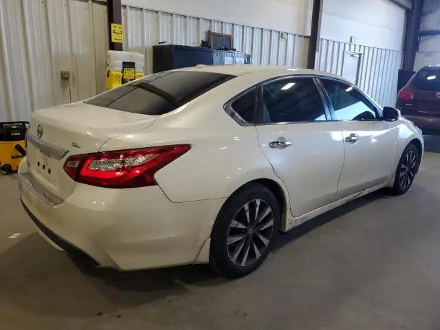 Nissan Altima SL 2017 1N4AL3AP8HC235951