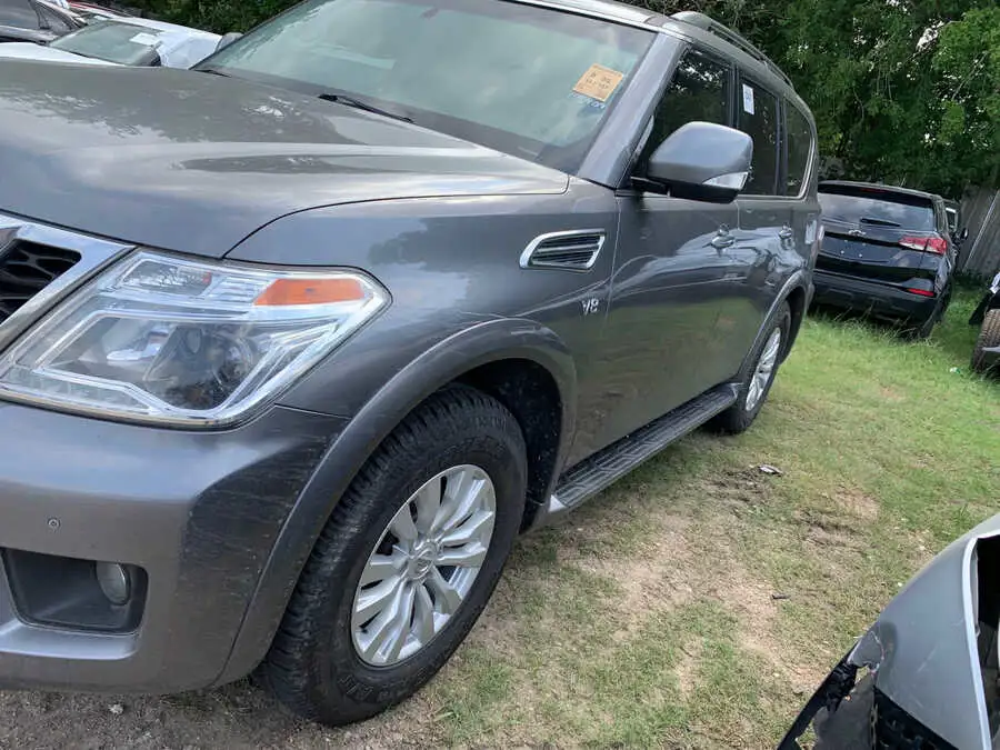 Nissan Armada 2018 SV JN8AY2NC7J9550180