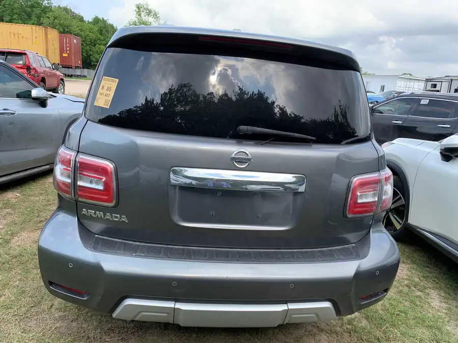 Nissan Armada 2018 SV JN8AY2NC7J9550180